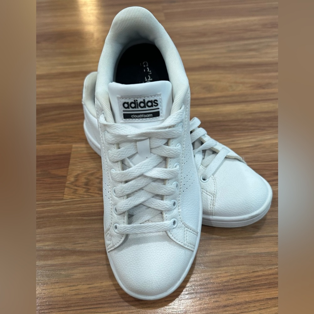 Adidas Cloudfoam leather sneakers